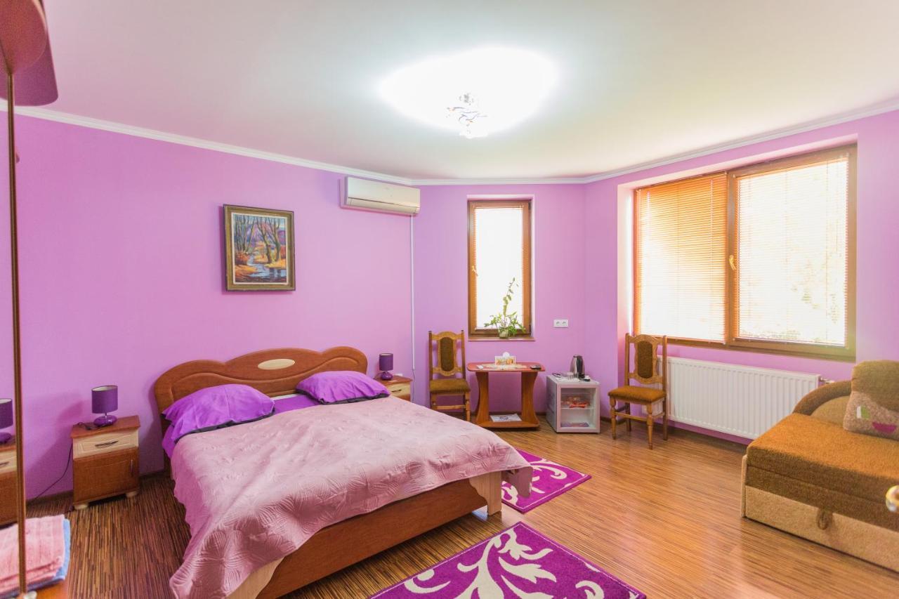 Sunrise Boutique Hotel Berehove  Dış mekan fotoğraf